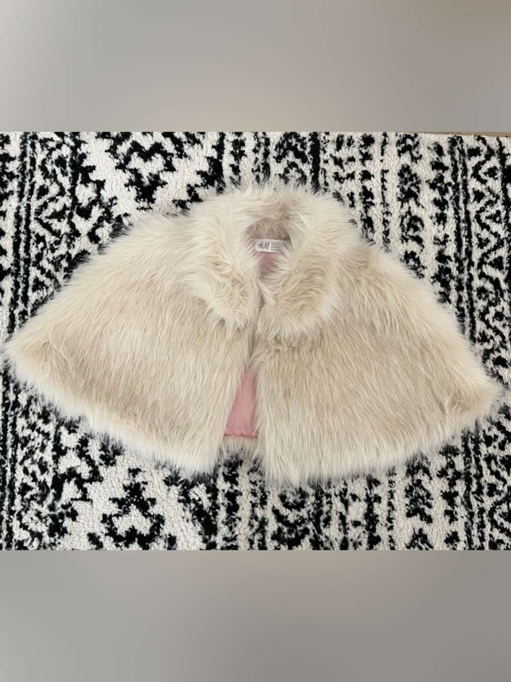 H&M Girls Cream Faux Fur Capelet